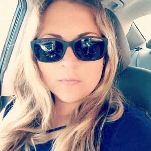 Meet your Posher, Cindy